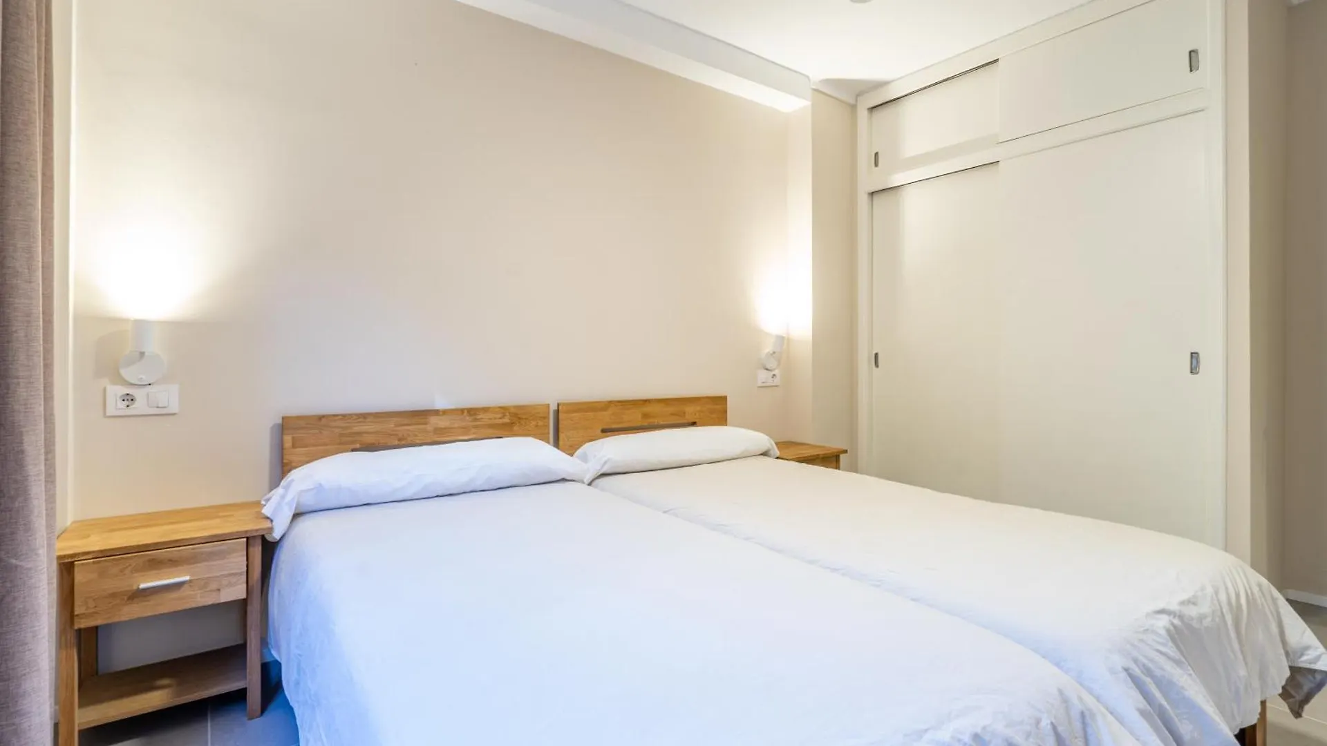 Ponent Cala Ratjada Apartments G 0*, Cala Ratjada (Mallorca)